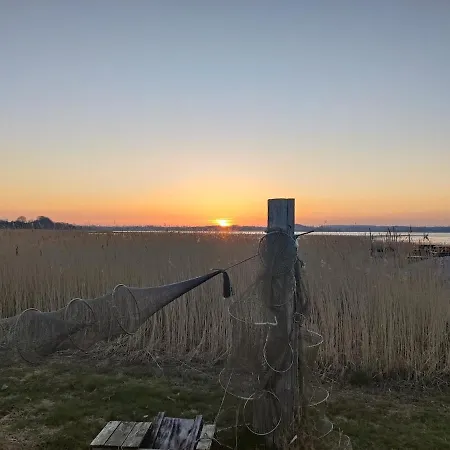 Дом отдыха One-of-a-kind Waterfront Wooden House