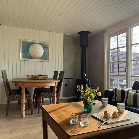 Дом отдыха One-of-a-kind Waterfront Wooden House Hejls