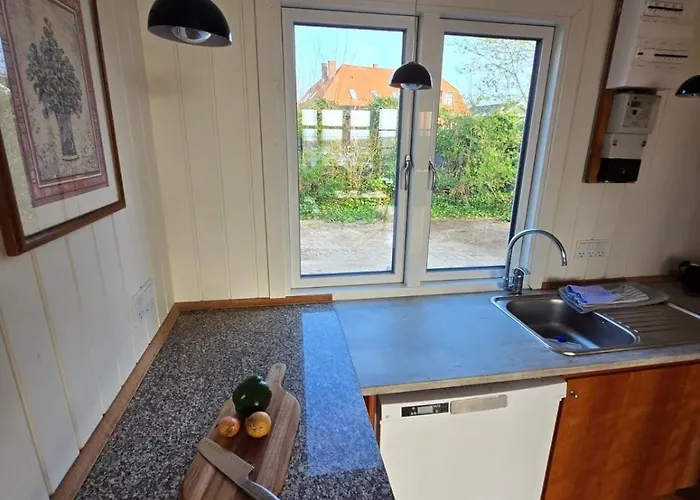 Ferienhaus One-of-a-kind Waterfront Wooden House *